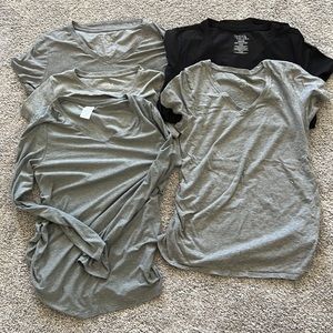 Lot of five maternity t shirts, excellent condition sizes Medium and Large